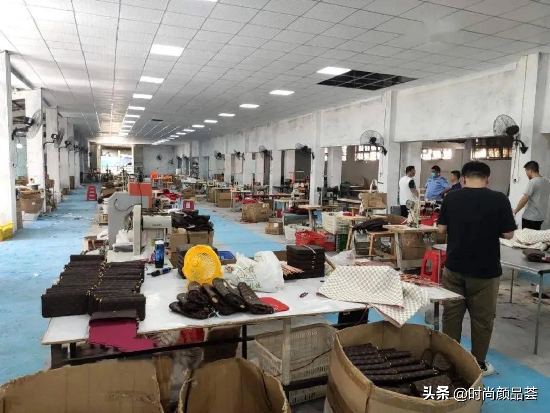 时尚圈一周要闻｜系统BUG致使Prada商品售价“跌”至百元