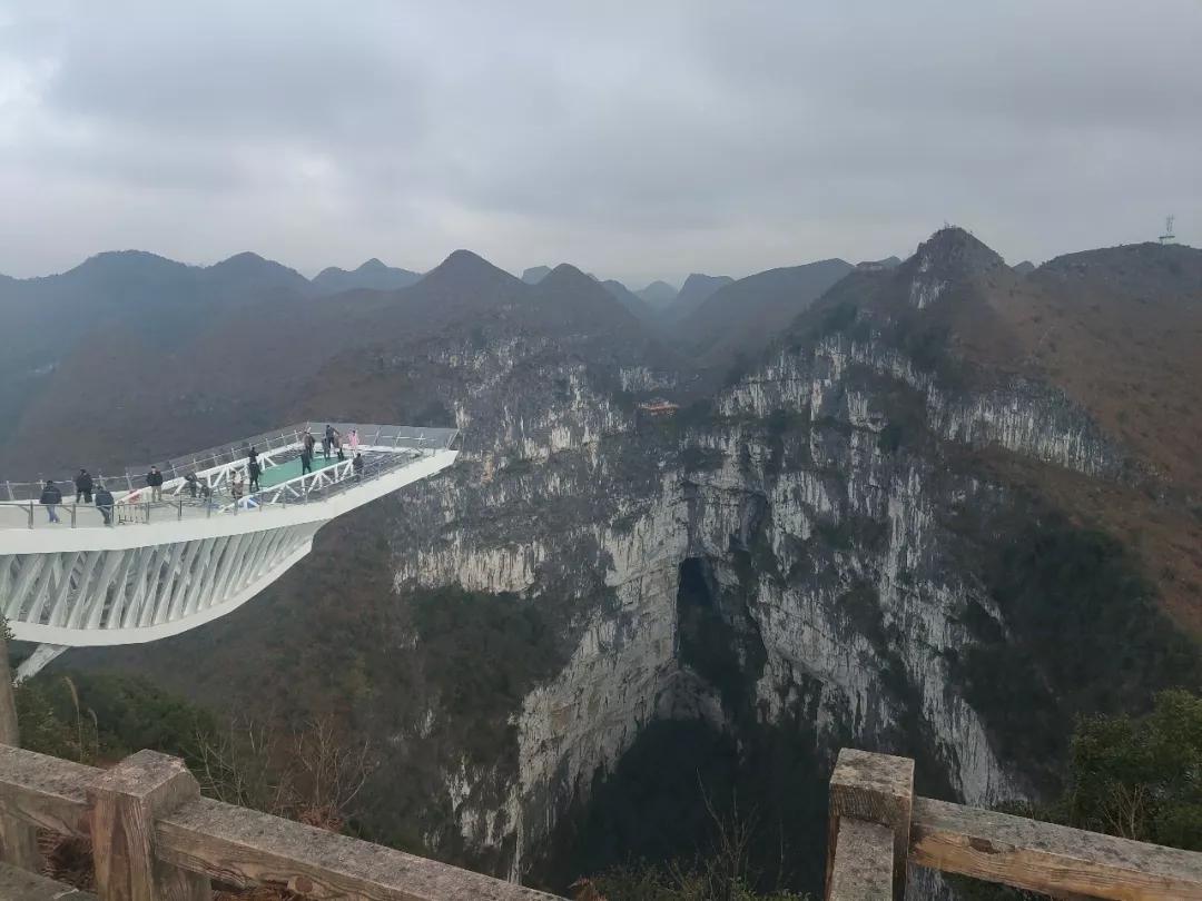 百色凌云玻璃桥旅游景区,百色玻璃桥景区