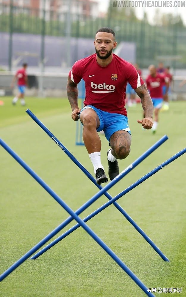 孟菲斯彪马,孟菲斯德佩得过金童吗