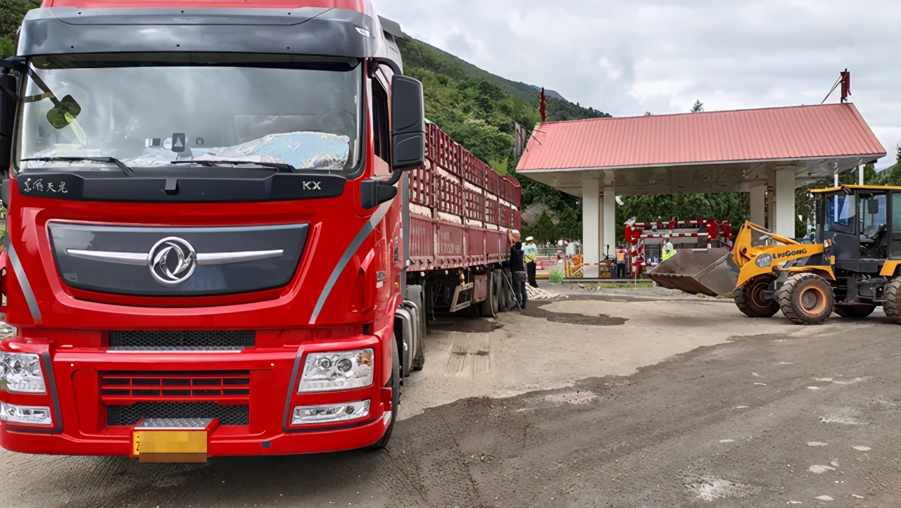 百吨王上高速交警怎么处理,交警回应百吨王上高速罚款吗