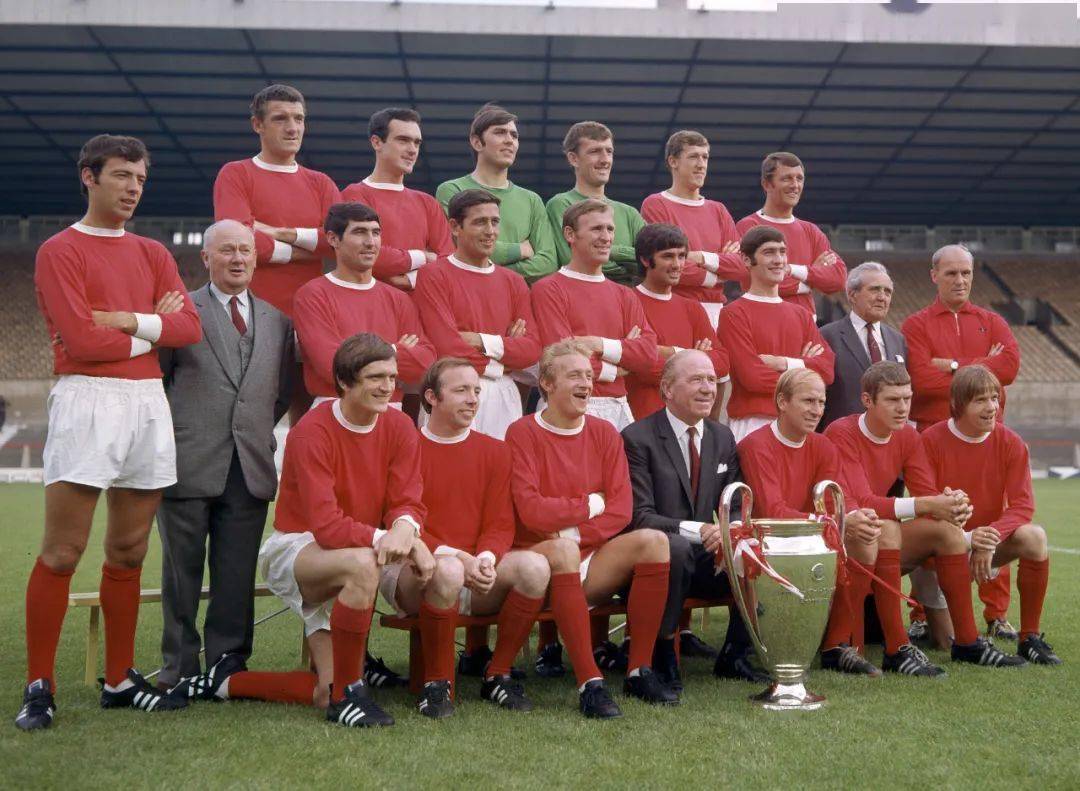 曼城和曼联哪个是豪门,曼城现在的阵容能拿英超冠军吗