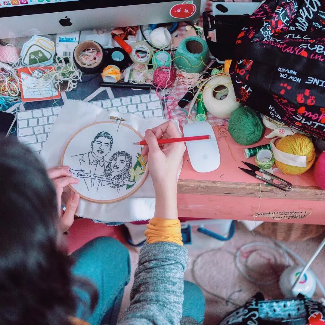 新加坡姑娘用刺绣记录下旅途风景，连Gucci都找她合作！