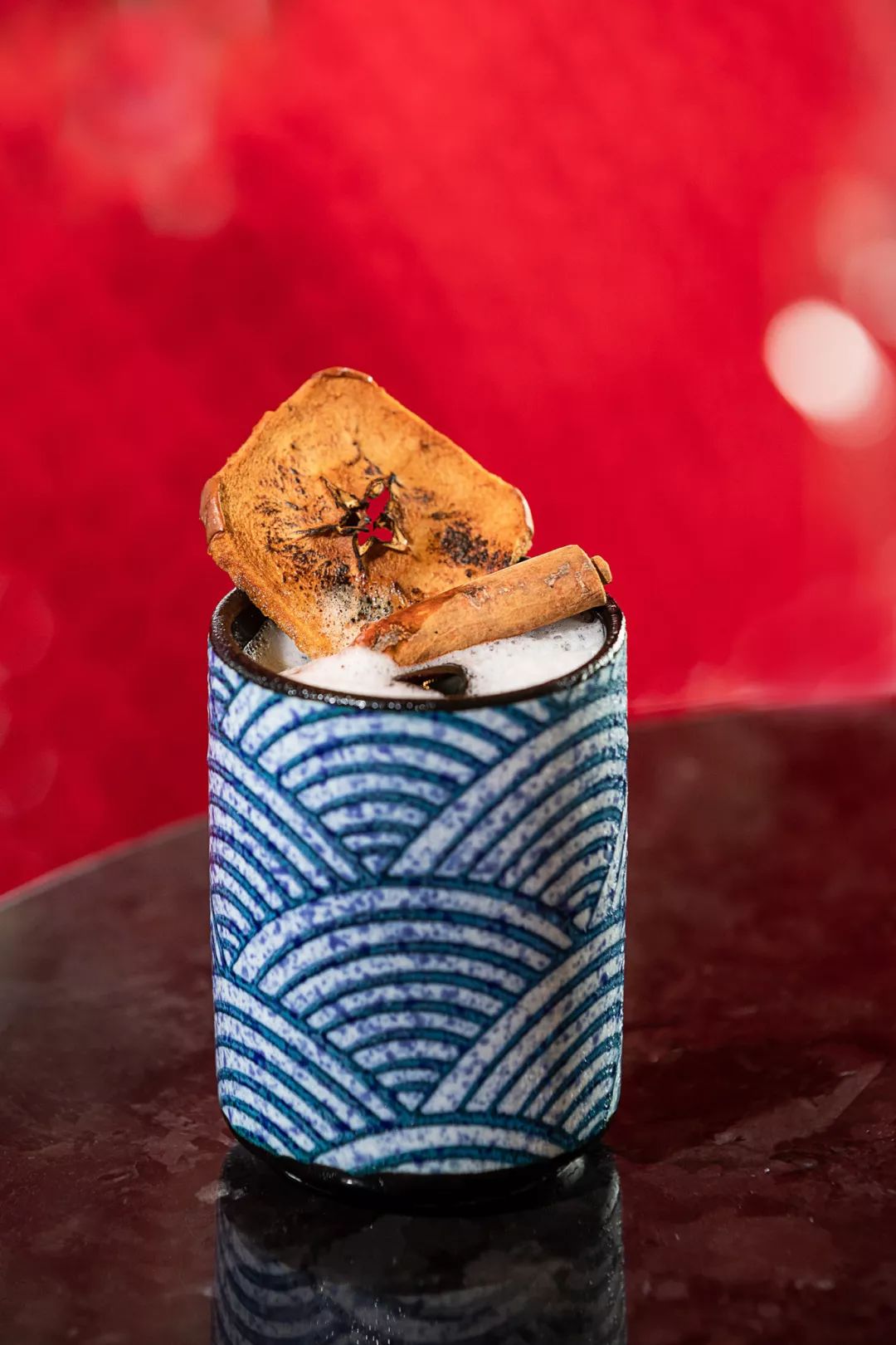 钘忚韩鏄熺骇閰掑簵,钘忚韩閰掗