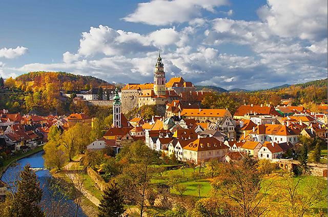 捷克斯洛伐克：曾是世界七大工业国，实力远超日本，因何走向分裂