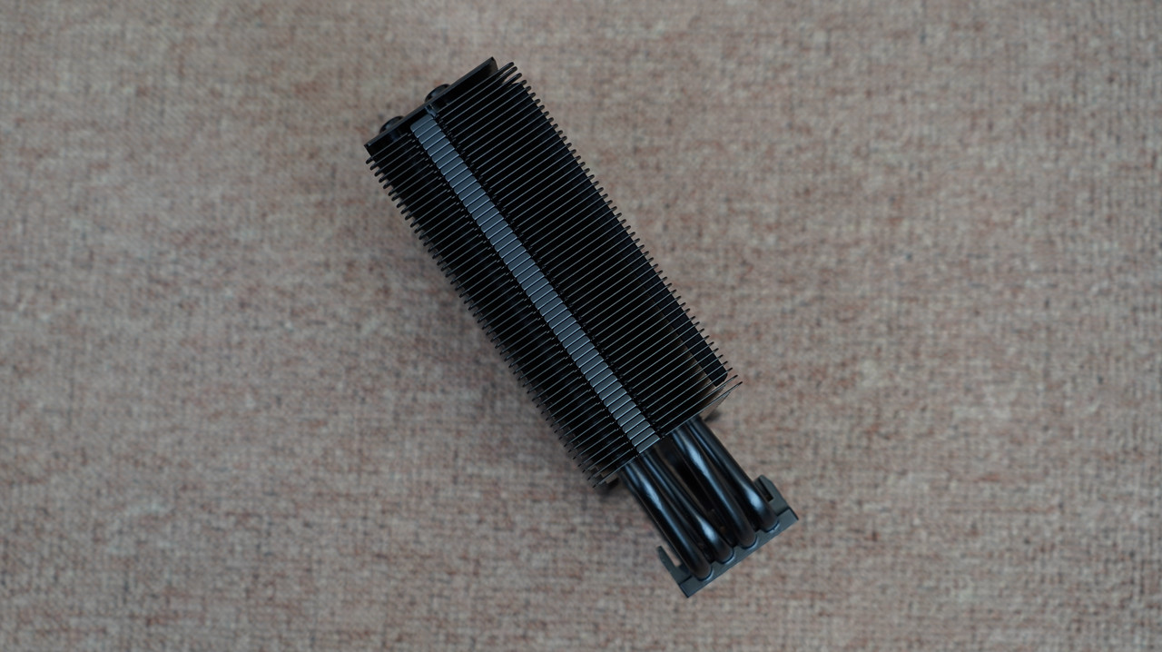 等等*党**的胜利？用5700G打造的暗黑二重制版ITX主机分享