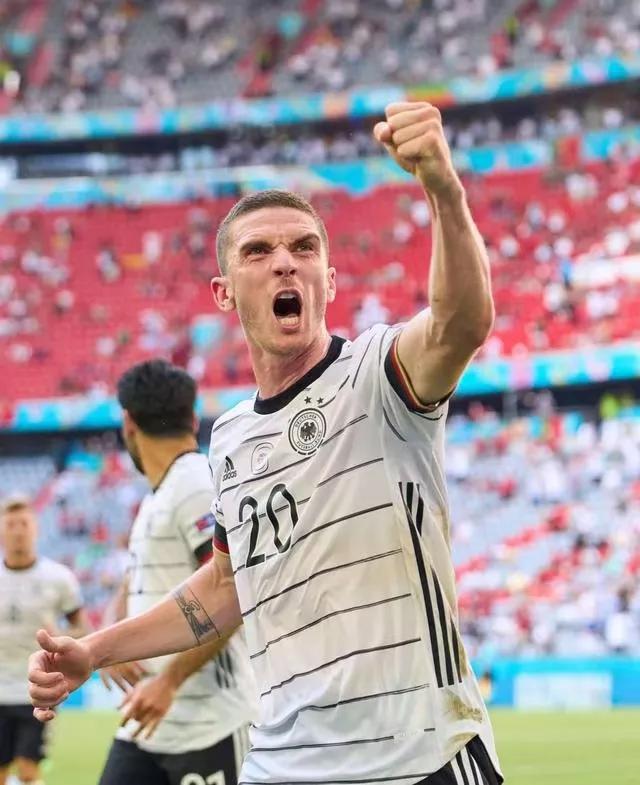 欧洲杯足球盛宴观看,欧洲杯足球盛宴女主持人