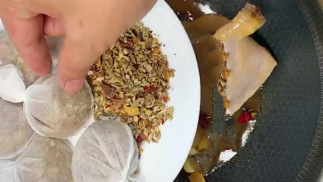 咸香卤鸭做法大全教程,正宗卤鸭怎么做好吃