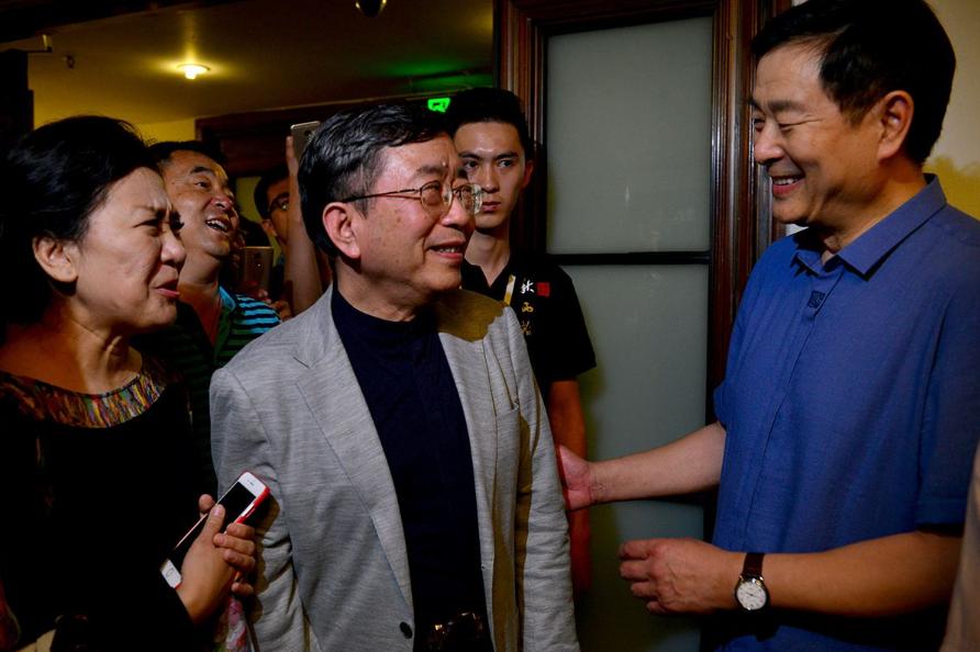 余秋雨和陈丹青谁厉害,陈丹青点评余秋雨和于丹犀利