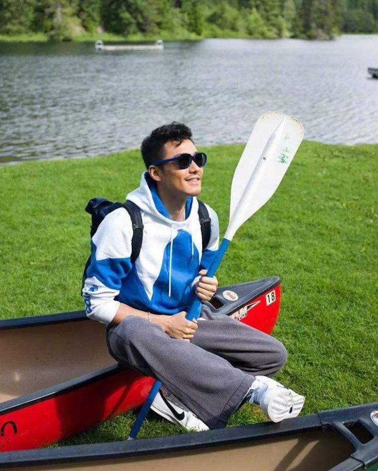 王博文王嘉尔,王嘉尔能文能武