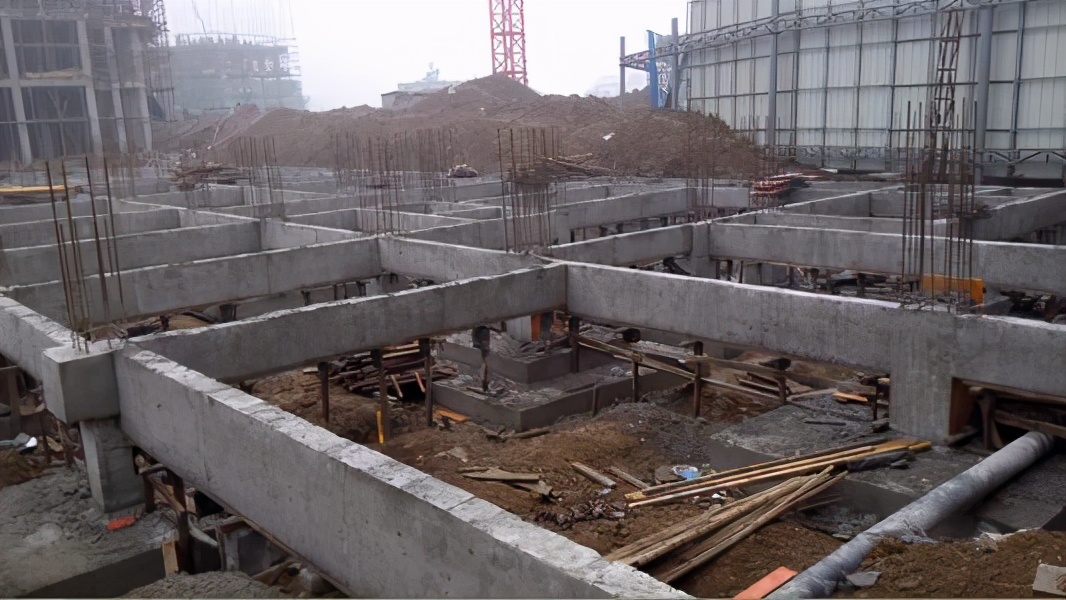 农村自建房上圈梁不打行不行,农村不做圈梁怎么盖房子好