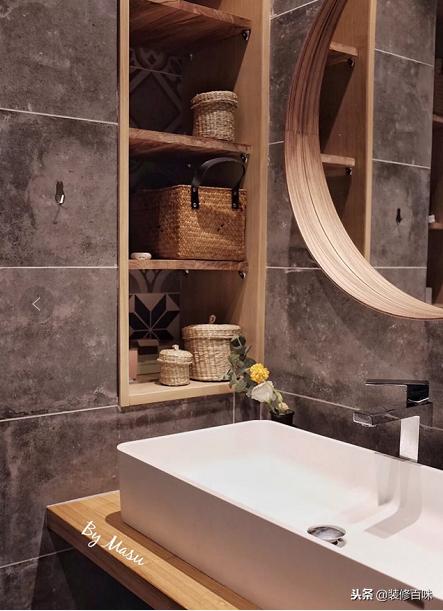 家里的玻璃胶发黑怎么清洗,家里的玻璃胶怎么预防发黄