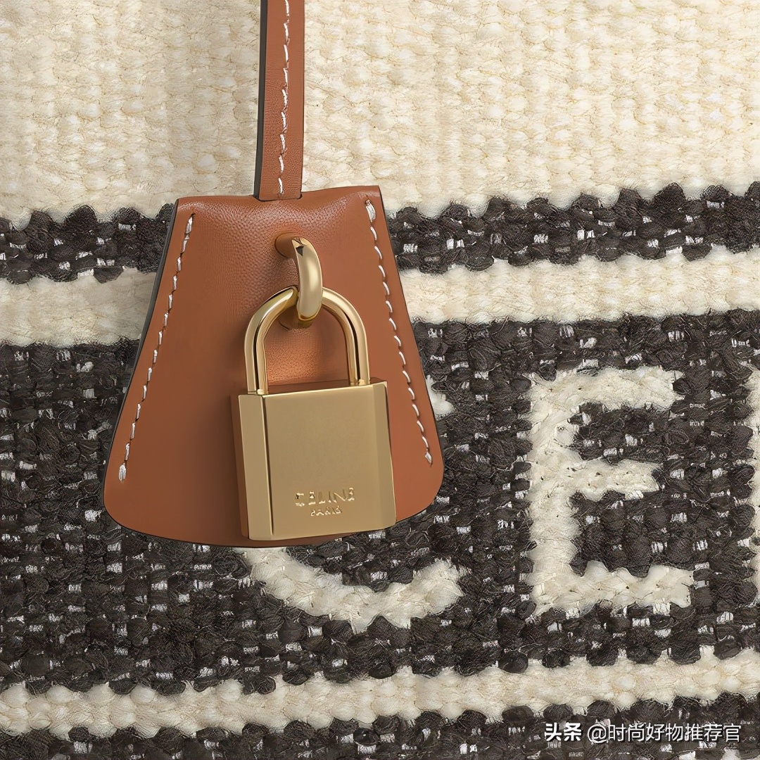 一周包包不重样,celine腋下托特包