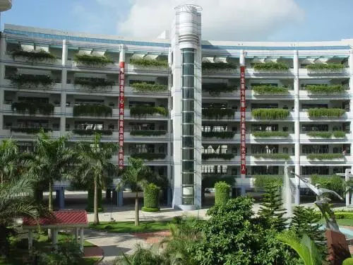 深圳公办高中录取分数线排名,深圳民办高中最新排名与学费