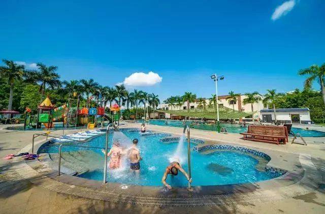 特享钜惠，享私家独立泡池，免费游览开心农庄获取片刻心灵的宁静