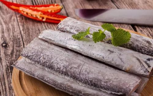 带鱼价格为什么差别很大,为什么超市的带鱼段价格差这么多