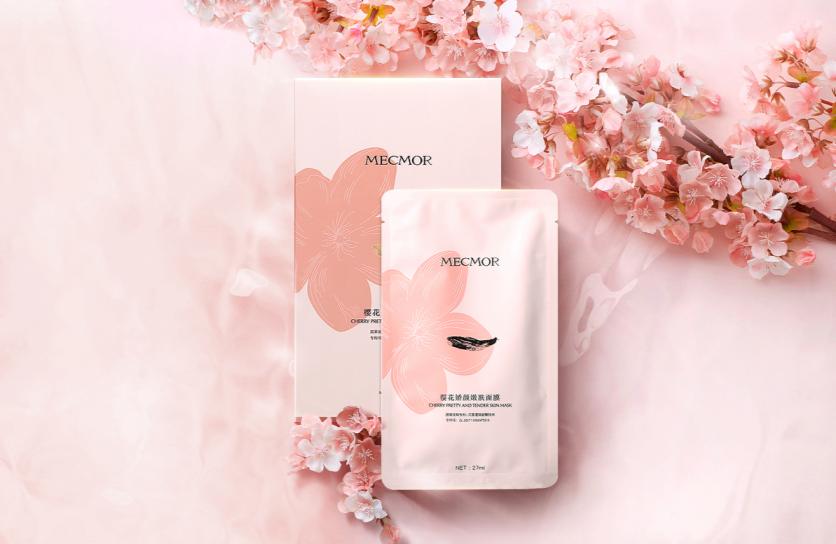 脸部皮肤干燥怎么办,脸部皮肤干燥应该怎么办