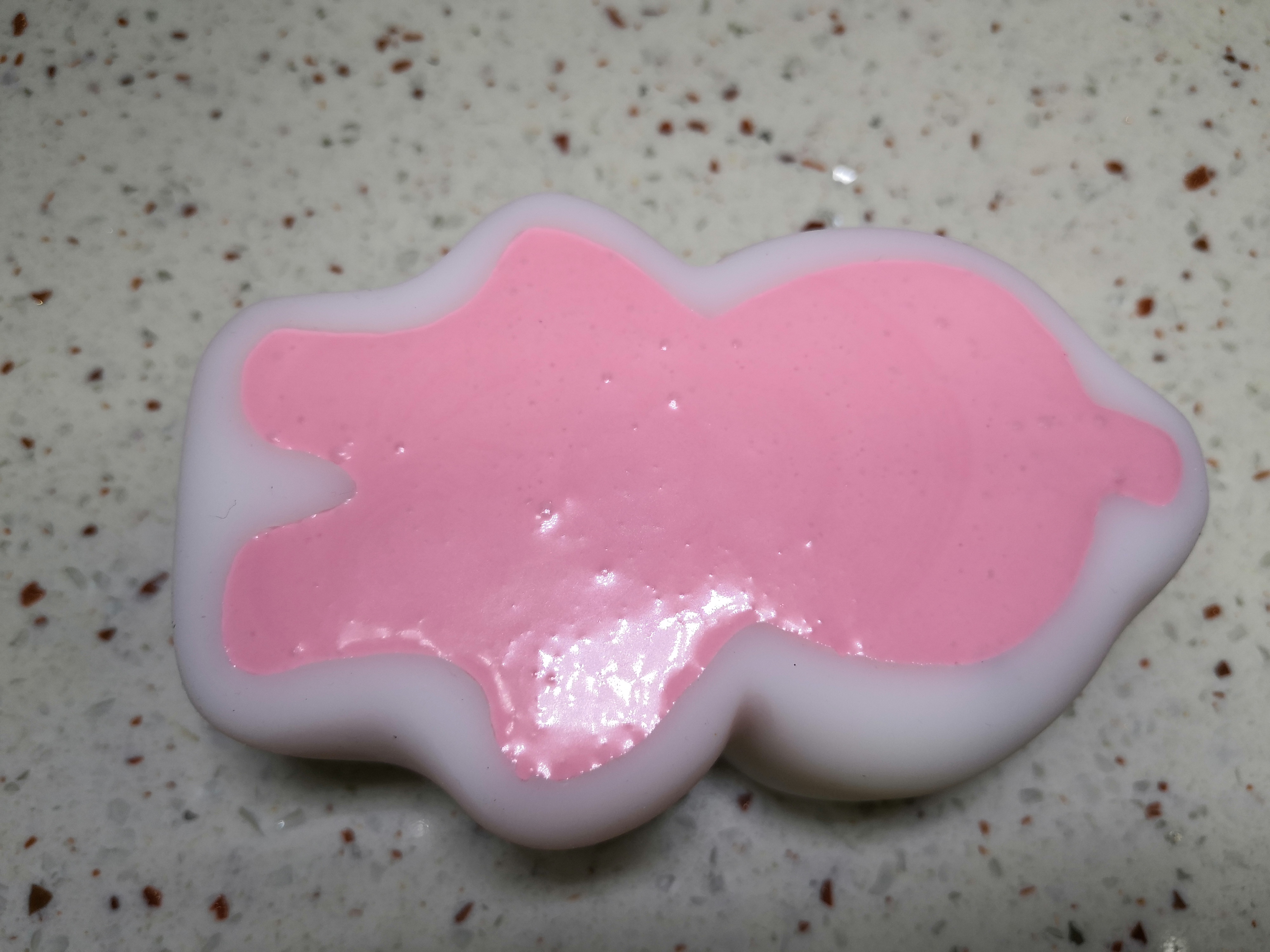 趴趴熊慕斯冰淇淋,趴趴熊慕斯蛋糕制作教程