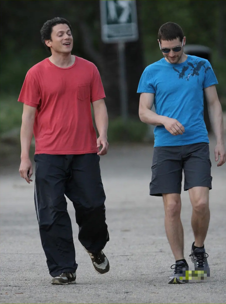 越狱t-bag演员在中国,越狱男主tbag角米勒现状