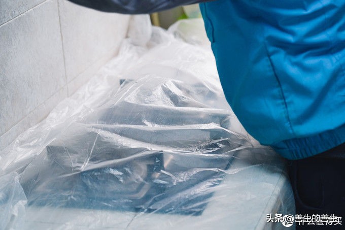 美的油烟机官方专业清洗,美的专业油烟机清洗全过程