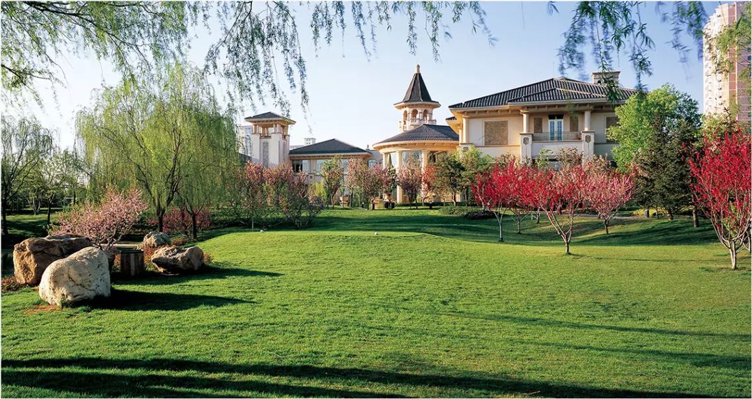 别再见女的就喊美女,见房子就称豪宅,盘一盘上海真正豪宅产品系