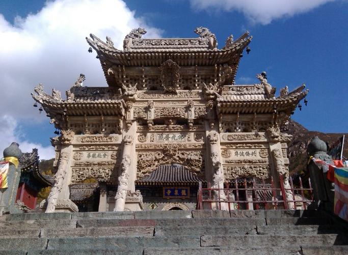 人民英雄纪念碑上雕刻的是什么,曲阳石雕人民英雄纪念碑