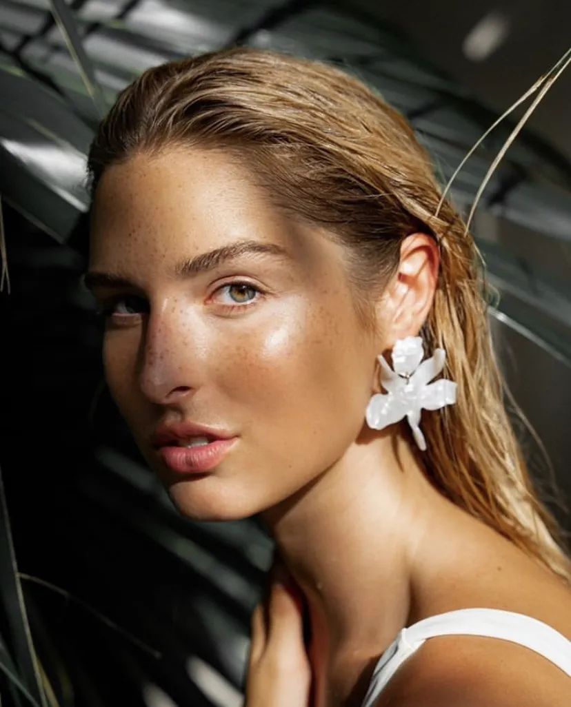 珍珠耳钉优雅永不过时,经典大方的耳钉