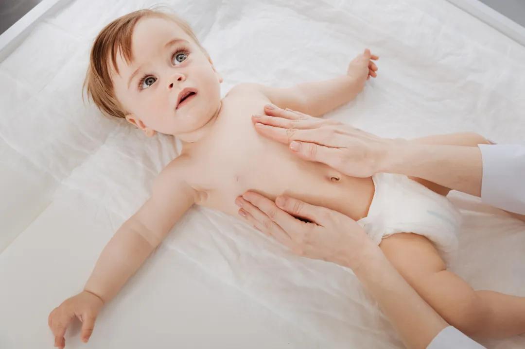 小宝拉便便带红血丝,小宝拉绿便带粘液