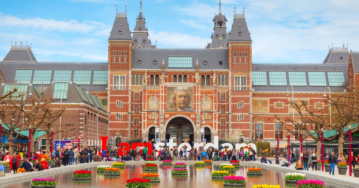 美国给的1克月岩是赠送的吗,美国赠送给荷兰的月岩