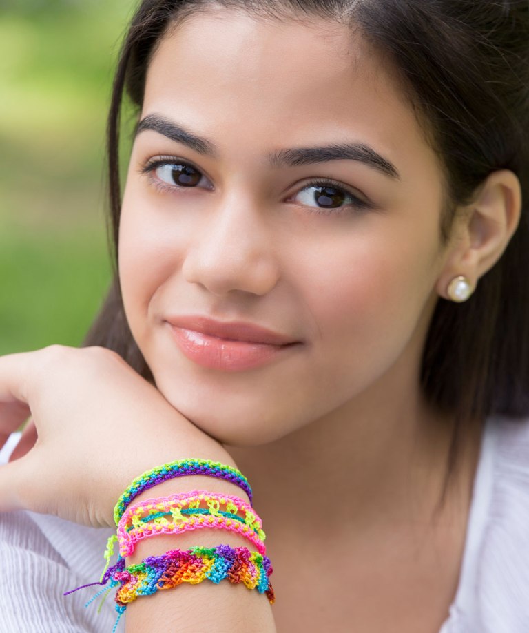 创意手链钩织,别致足金编织手链女款