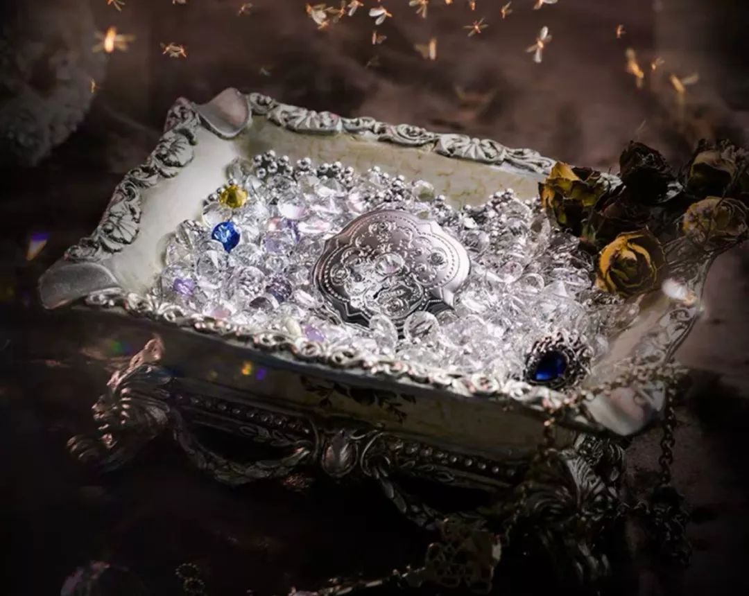 推荐眼影仙女,十大必买大牌眼影排行榜最新