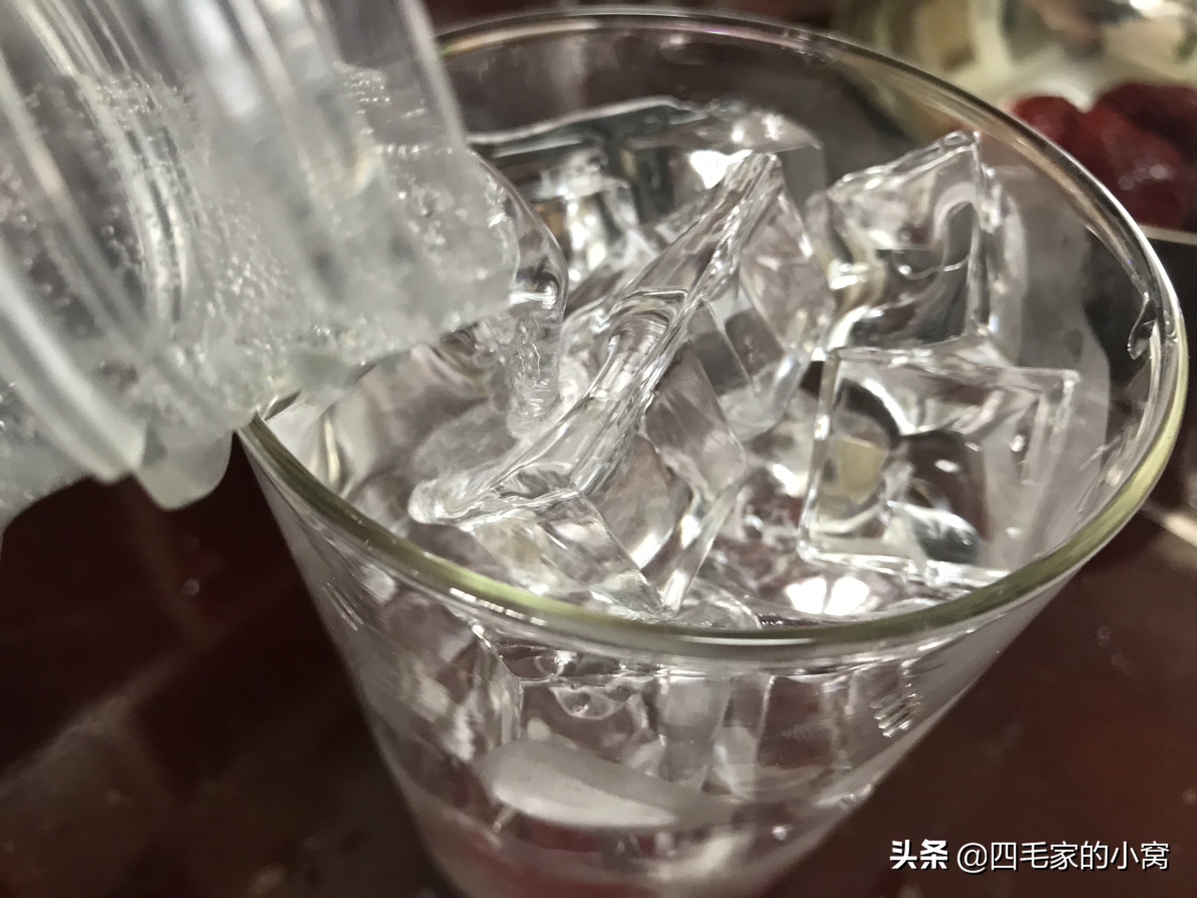水果奢侈吃法，用自制零添加大果粒水果酱，制作爆款夏季清凉沁饮