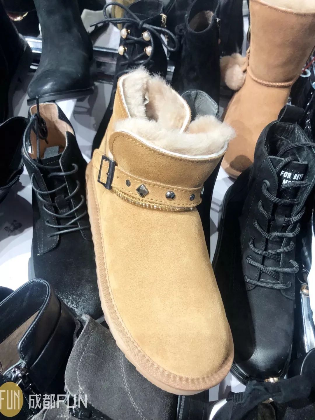 品牌秋冬款撤柜,新款品牌撤柜