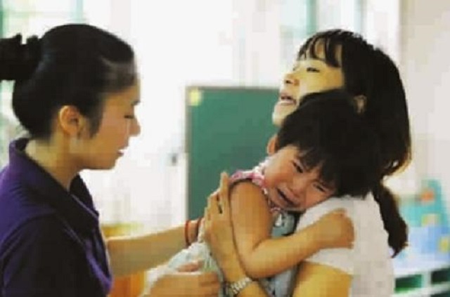 一小孩误吞樟脑丸,51岁婴儿误吞樟脑丸后续