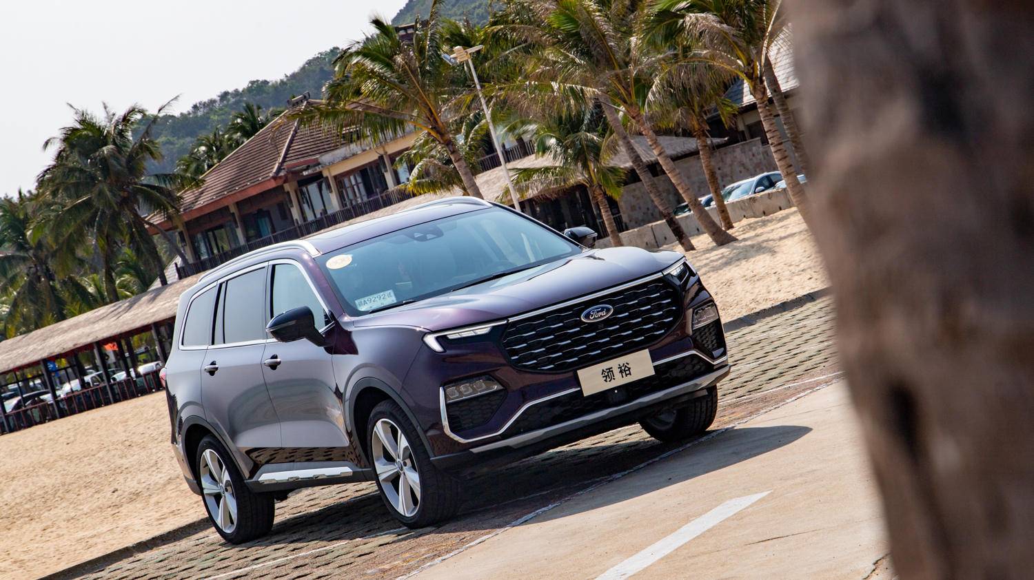 福特领裕5座精灵版16.98万,福特领裕售价18万