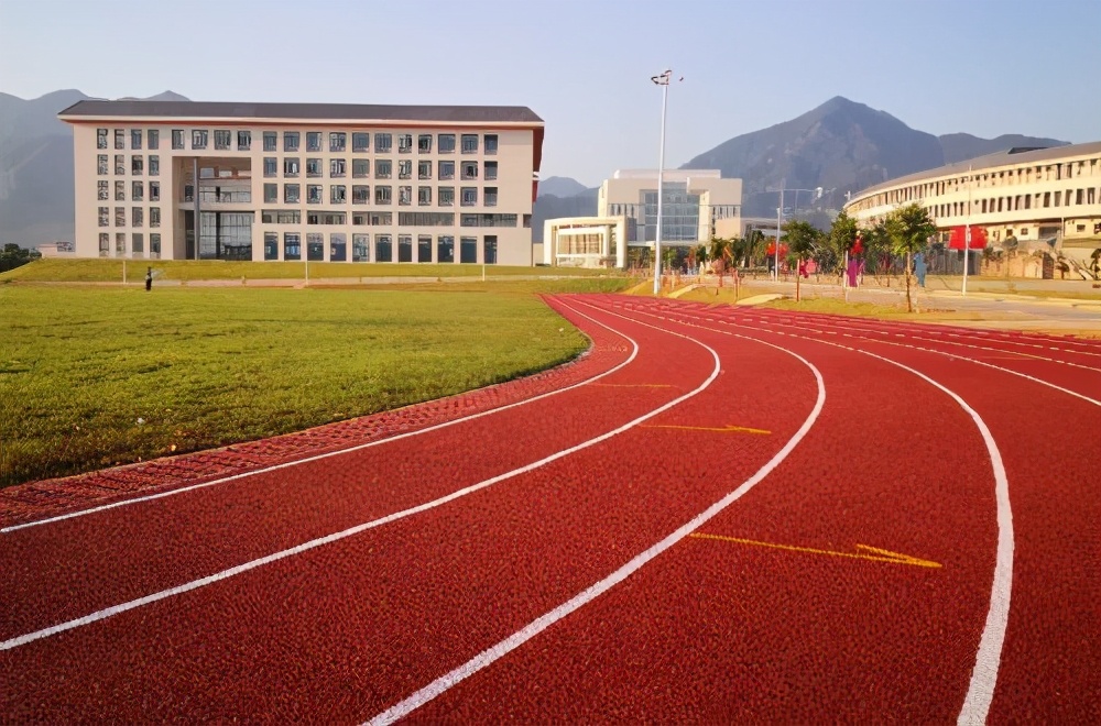 广东科贸职业学院住宿费,广东科贸职业学院宿舍功率用多大