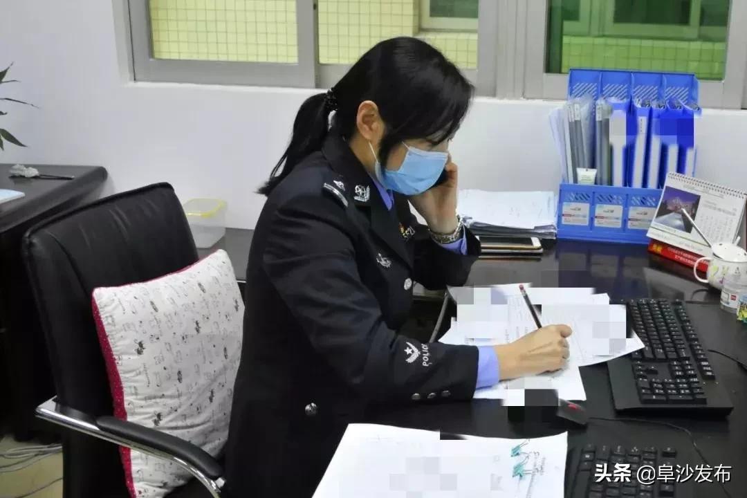 你们义无反顾的背影图片,你们逆行的样子