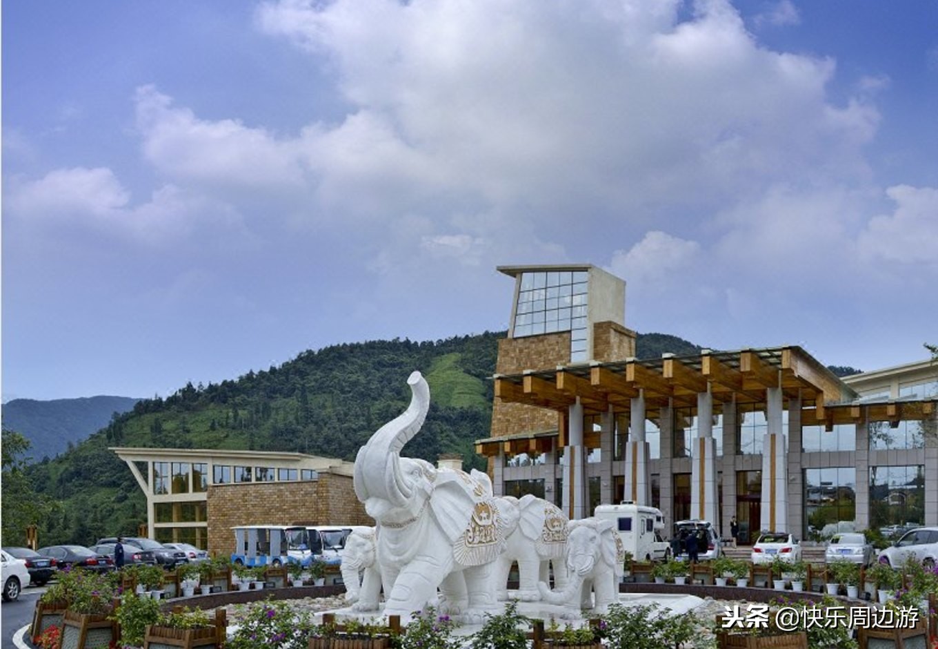 七里坪温泉酒店泡天然温泉,七里坪峨眉山酒店的温泉有多高