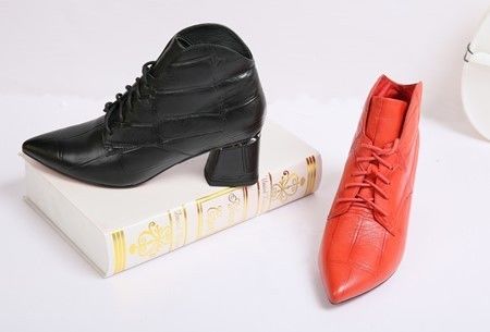 冬季靴子怎么保养及清洗,冬天靴子如何保存不脱胶