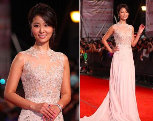 林心如穿露肩礼服,林心如惹争议穿紧身衣出席活动