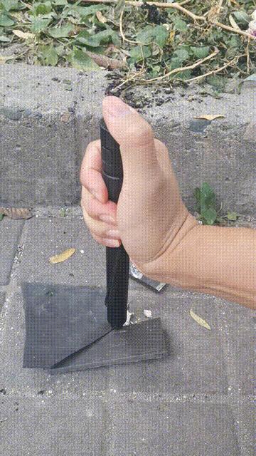 纳拓雷电电弧防身测评,纳拓雷电安全求生棒使用教程