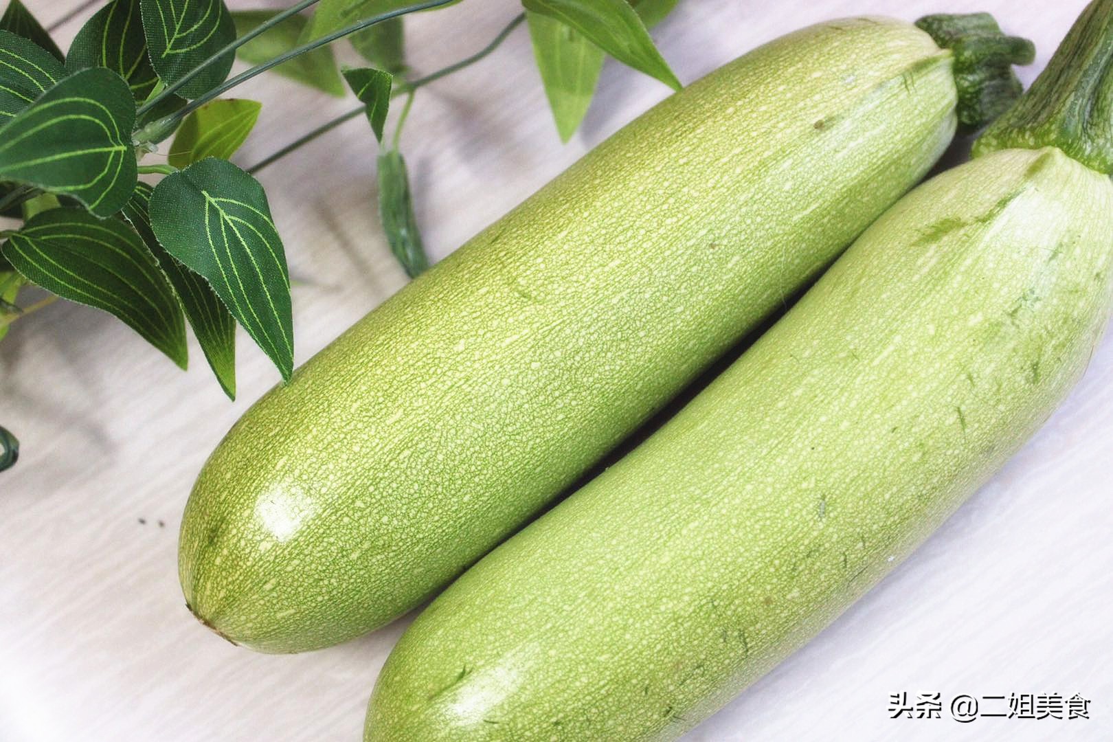 西葫芦买什么样的好,去超市买西葫芦怎么选