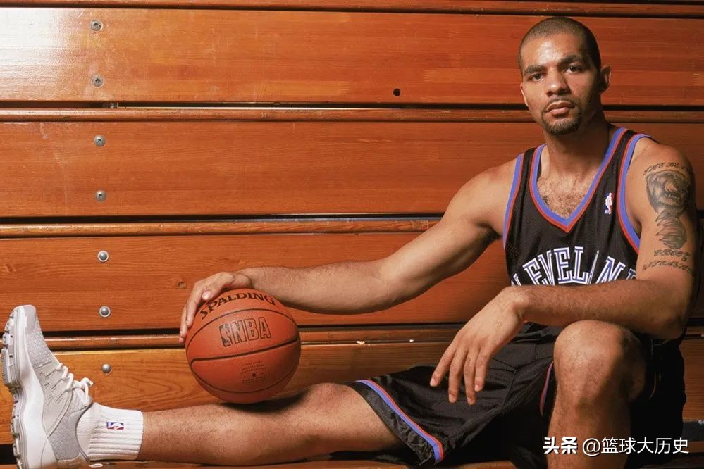 布泽尔选秀视频,卡洛斯布泽尔2002年选秀