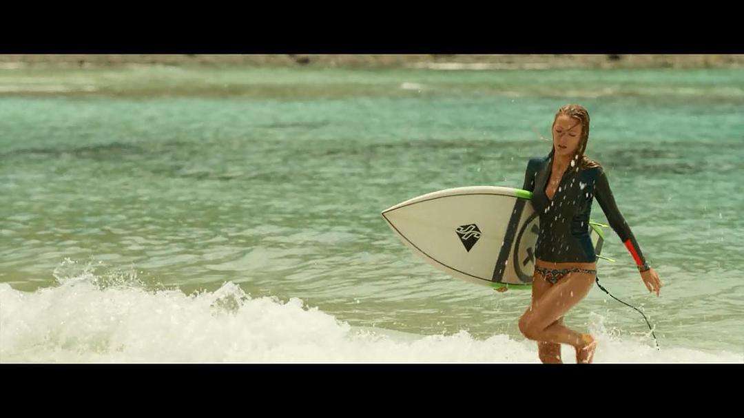 鲨口逃生电影大全,关于鲨口逃生的电影完整版