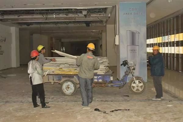 品牌汇聚群星闪耀石家庄月星家居热烈祝贺芝华仕沙发进场装修