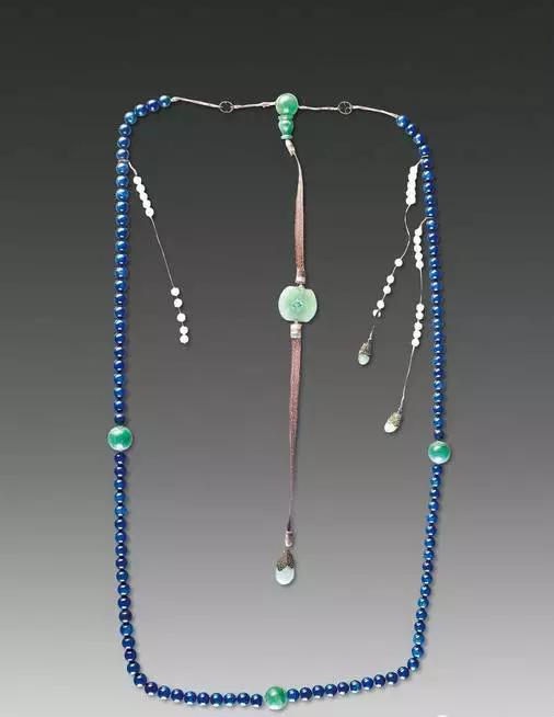 清朝皇帝有多奢侈，看了这些藏品才知道