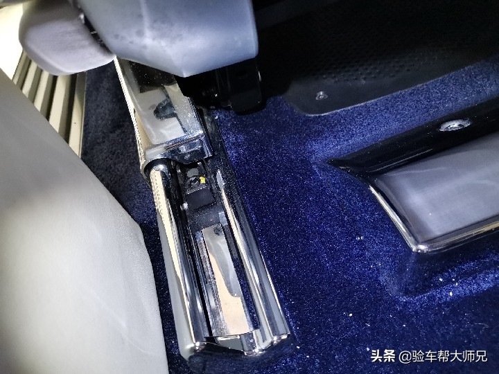 二手的劳斯莱斯幻影最便宜多少钱,二手劳斯莱斯幻影敞篷版