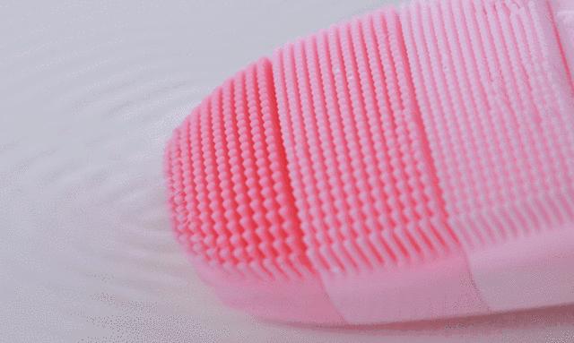 小米有品现价格屠夫，内嵌露娜1000元机芯，甩出100却还能找零！