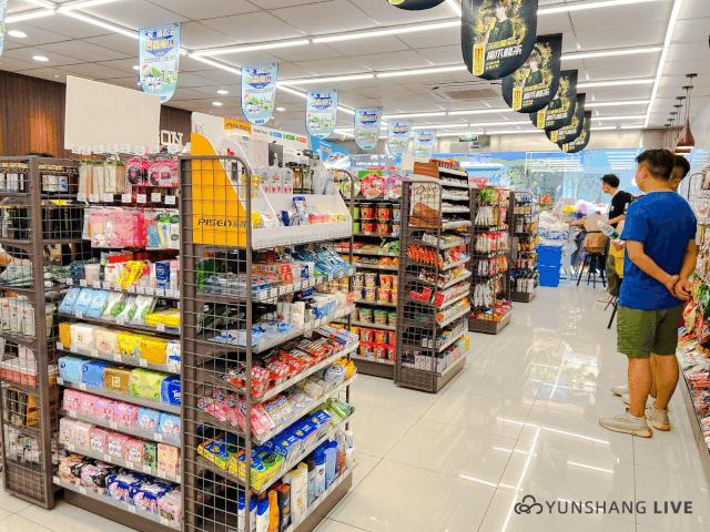 芜湖罗森便利店在哪里,凌晨三点多探店罗森便利店