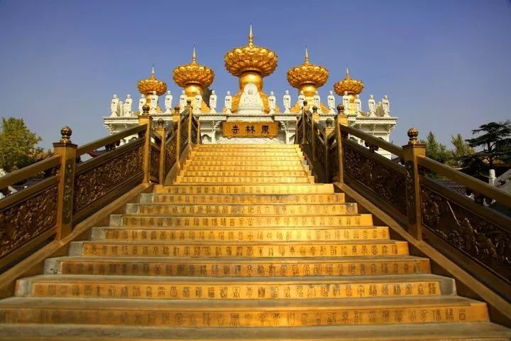 推荐上海地铁能乘到的游玩景点,上海地铁可直达的旅游景点