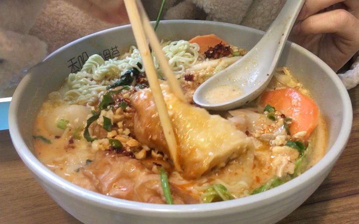 酥脆可口的油条也能做,油条放一晚还怎么加工好吃